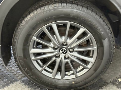 Used 2020 MAZDA CX-5 Touring image 10