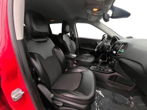 Used 2021 Jeep Compass Latitude image 13
