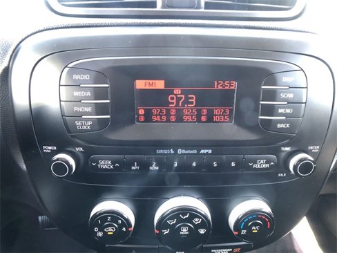 Used 2016 Kia Soul image 16
