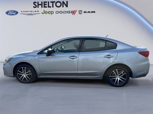 Used 2019 Subaru Impreza 2.0i image 2