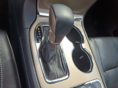 Used 2016 Jeep Grand Cherokee Overland image 22
