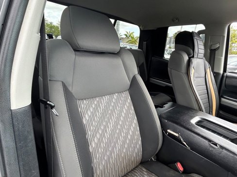 Used 2018 Toyota Tundra SR5 image 20