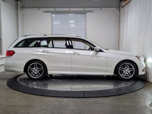 Used 2016 Mercedes-Benz E 350 4MATIC Wagon w/ Premium Package image 10