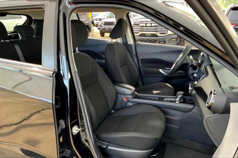 Used 2023 Nissan Kicks SV image 8