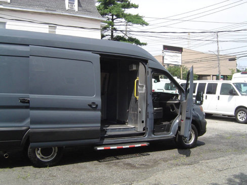 Used 2021 Ford Transit 250 148 High Roof Extended w/ Parcel Delivery Package image 9