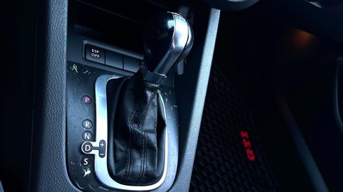 Used 2007 Volkswagen GTI 4-Door image 27