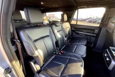 Used 2021 Ford Expedition Max XLT image 27