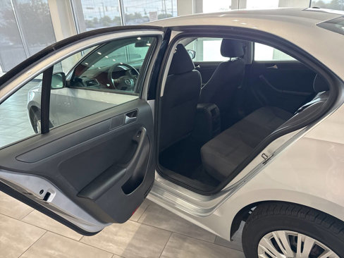 Used 2013 Volkswagen Jetta S image 22