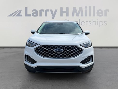 Used 2024 Ford Edge SEL image 8