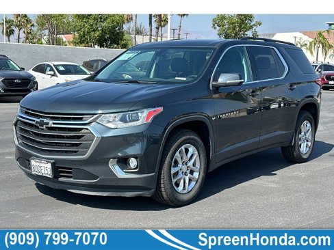 Used 2021 Chevrolet Traverse LT image 1