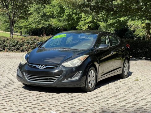 Used 2016 Hyundai Elantra SE image 1