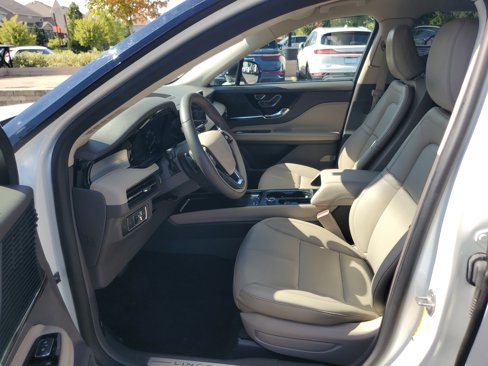 Used 2022 Lincoln Corsair FWD image 12