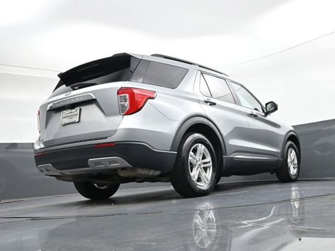 Used 2023 Ford Explorer XLT w/ Equipment Group 202A image 33
