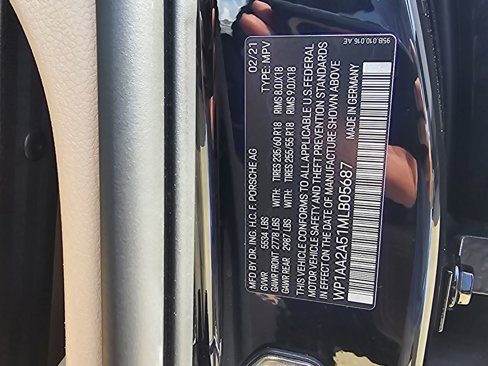 Certified 2021 Porsche Macan image 41