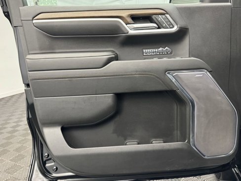 Certified 2024 Chevrolet Silverado 1500 High Country w/ Z71 Off-Road Package image 15