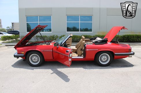 Used 1990 Jaguar XJS V12 Convertible image 11