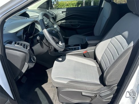 Used 2018 Ford Escape S image 19