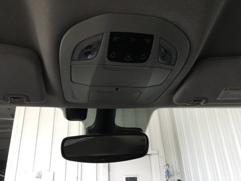 Used 2022 Chrysler Pacifica Touring-L image 38