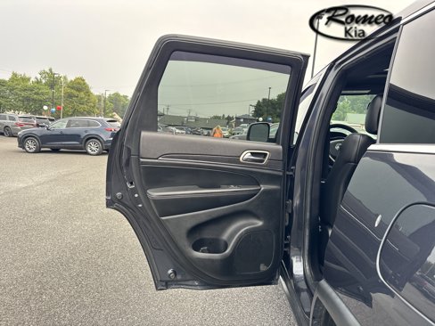 Used 2014 Jeep Grand Cherokee Limited image 30