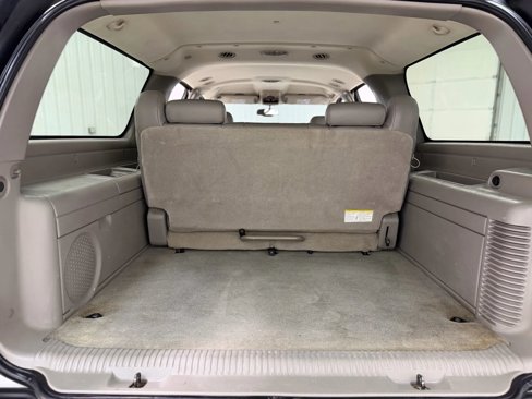 Used 2005 GMC Yukon XL SLT w/ SLT Preferred Equipment Group image 17