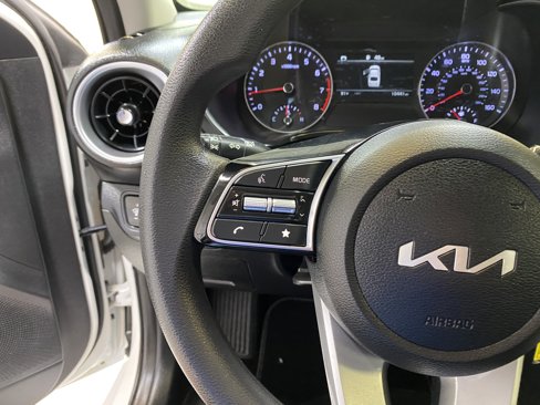Used 2024 Kia Forte LXS image 30