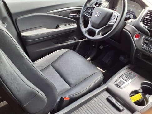 Used 2021 Honda Passport EX-L image 16