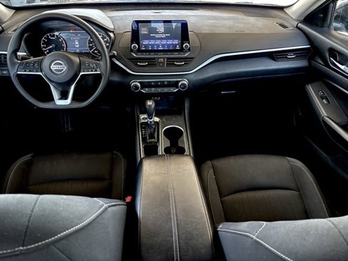 Used 2022 Nissan Altima 2.5 SV image 20