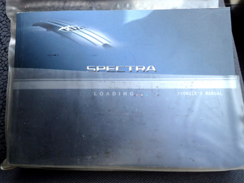 Used 2005 Kia Spectra5 image 24