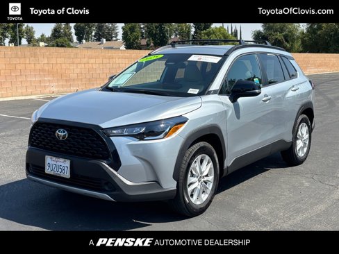 Certified 2025 Toyota Corolla Cross LE image 1