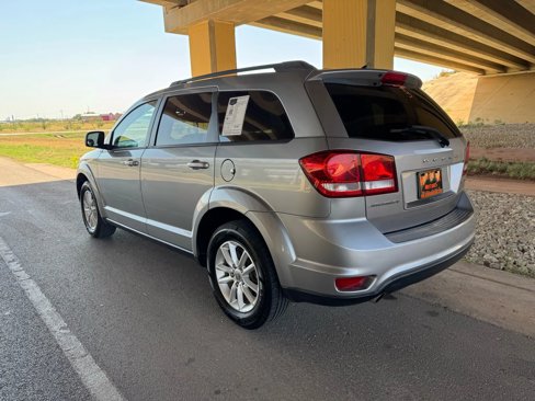 Used 2015 Dodge Journey SXT w/ Flexible Seating Group image 5