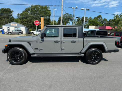 Certified 2022 Jeep Gladiator Sport image 5