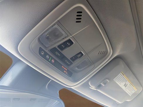 Used 2024 Chevrolet Malibu LT image 18