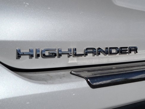 Used 2022 Toyota Highlander Bronze Edition image 27
