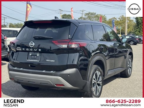 Used 2021 Nissan Rogue SV image 5