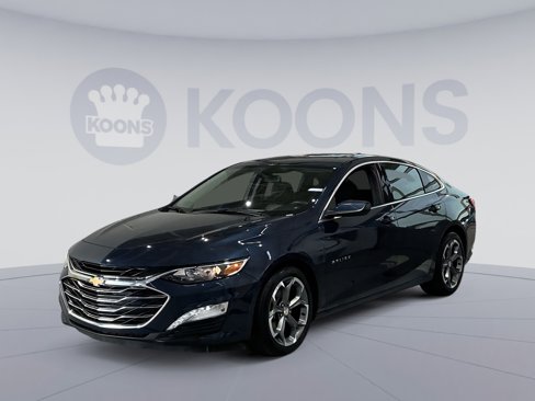 Used 2020 Chevrolet Malibu LT w/ Leather Package image 1