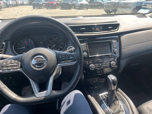 Used 2020 Nissan Rogue SL image 15