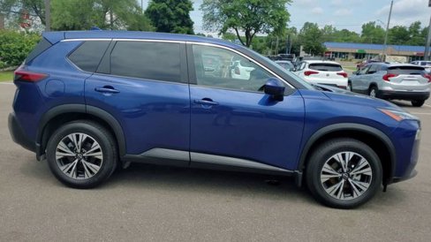 Used 2023 Nissan Rogue SV image 10