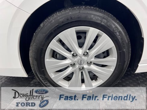 Used 2024 Nissan Sentra S image 19