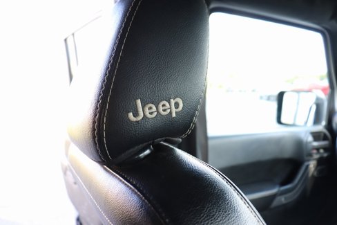 Used 2017 Jeep Wrangler Unlimited Sport image 25
