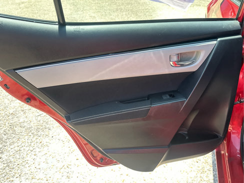 Used 2018 Toyota Corolla LE image 39