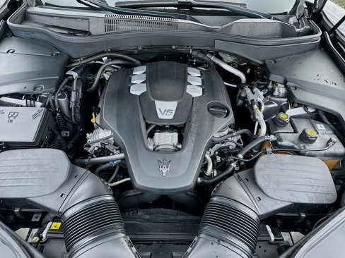 Used 2019 Maserati Levante image 36