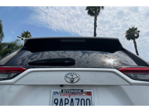 Used 2022 Toyota RAV4 LE image 46