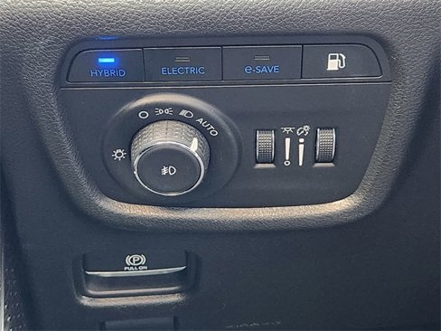 Used 2023 Jeep Grand Cherokee 4WD 4xe image 19