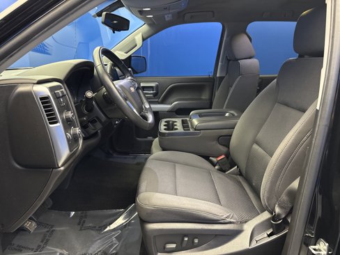Used 2018 Chevrolet Silverado 1500 LT w/ All Star Edition image 12