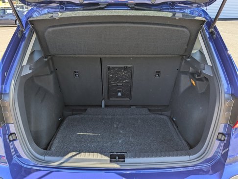 Certified 2022 Volkswagen Taos SE image 28