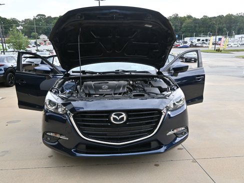 Used 2017 MAZDA MAZDA3 Grand Touring image 10