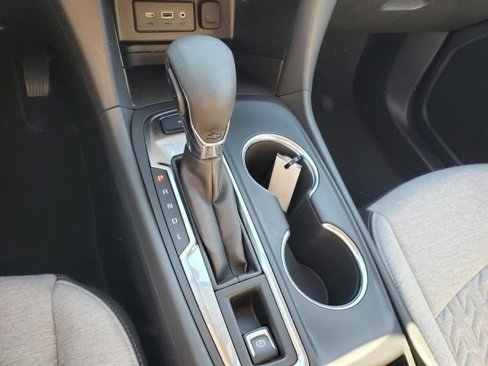 Used 2023 Chevrolet Equinox LT image 24