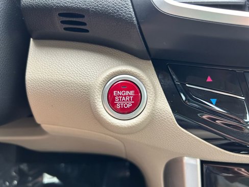 Used 2016 Honda Accord EX-L image 36