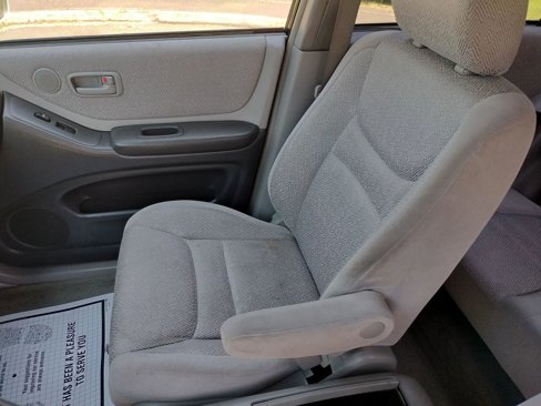 Used 2003 Toyota Highlander 2WD image 19