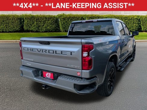 Used 2023 Chevrolet Silverado 1500 Custom image 6